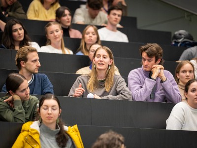 10_OeGK-Empfang-fuer-Jungmediziner_innen-21.04.2026-69.jpg