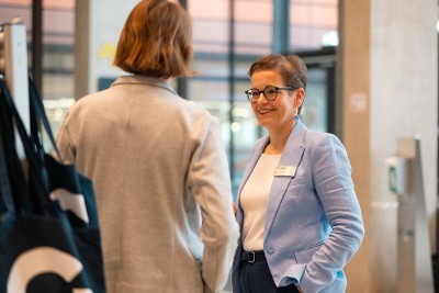 1_OeGKJungmedizinerinnenempfang-14.04.2026-148.jpg
