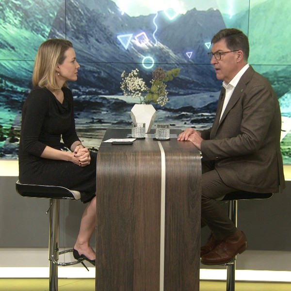Moderatorin Raphaela Scharf und Chefarzt der &Ouml;GK Dr. Andreas Krauter / Credit: &Ouml;GK