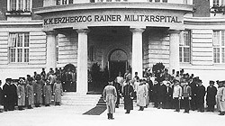 Das k.k. Erzherzog Rainer Milit&auml;rspital wird durch Erzherzog Karl Franz Josef er&ouml;ffnet. (c) &Ouml;StA
